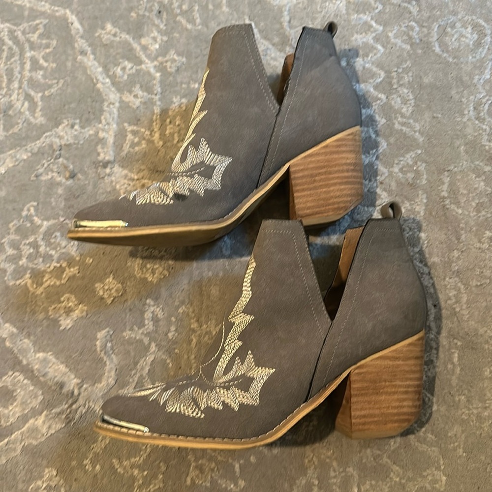 Western ankle boots